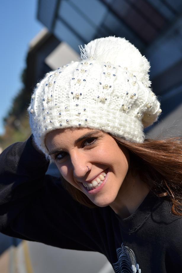 gorro con pompón