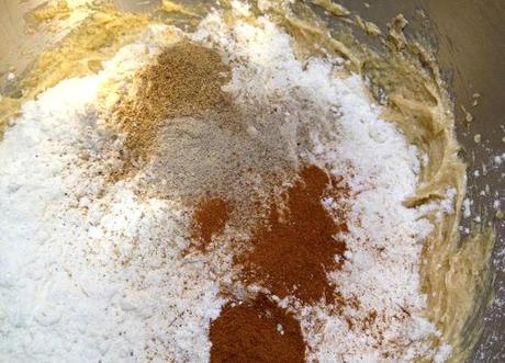 Pebernødder (‘nueces de pimienta’) recetas para hacer con niños recetas nórdicas postres recetas galletas especias recetas faciles recetas delikatissen postres y galletas nórdicos Pebernødder receta galletas galletas de navidad nórdicas galletas danesas receta