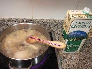 PESCADO EN SALSA DE ALMENDRAS