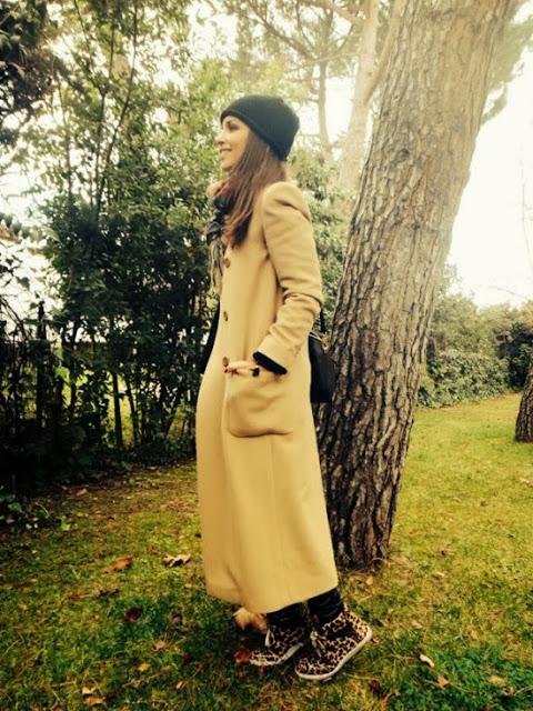 Maxi Coat y deportivas, ¿qué os parece esta tendencia?