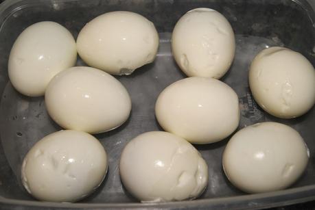Huevos Rellenos o Endiablados de Txaka y Langostinos