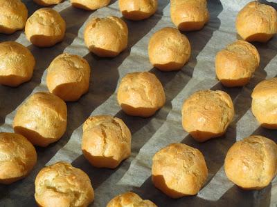 Profiteroles salados