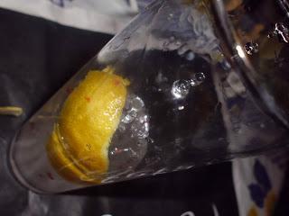 Gin Tonic a la Pimienta Rosa gin tonic paso a paso