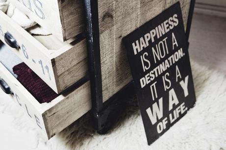 ORGANIZING MY CLOSET! Image Hosted by ImageShack.us