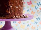 Layer cake chocolate chorreante