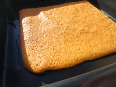 Tiramisú de mousse de turrón