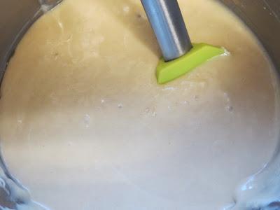 Tiramisú de mousse de turrón