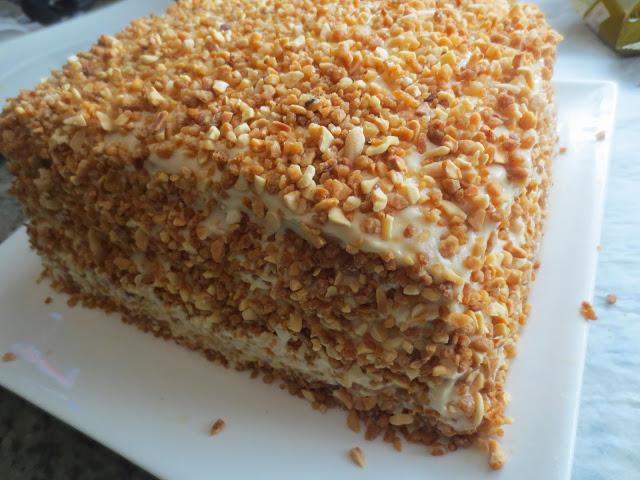 Tiramisú de mousse de turrón