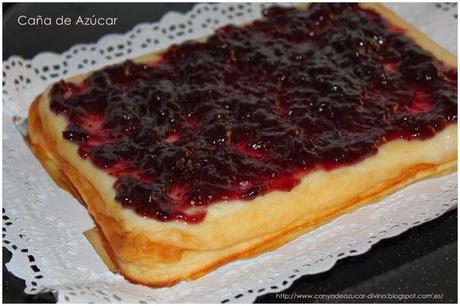 Tarta fácil de queso con quesitos