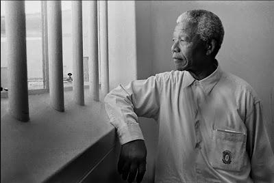 Mandela es enterrado en Qunu.