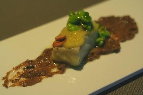 BACALAO AL PIL PIL DE AJO NEGRO