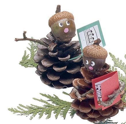 Decorar con piñas en navidad