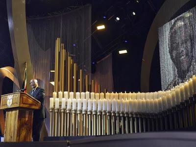 Descansa Nelson Mandela en su aldea natal de Qunu [+ video y  fotos]