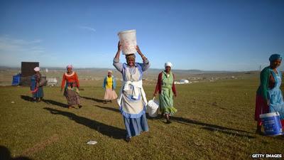 Descansa Nelson Mandela en su aldea natal de Qunu [+ video y  fotos]