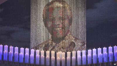 Descansa Nelson Mandela en su aldea natal de Qunu [+ video y  fotos]