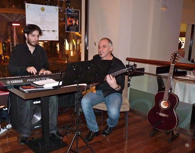 Música en directo y pizza