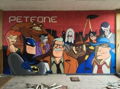 escuela-enfermeria-grafiti-batman-5