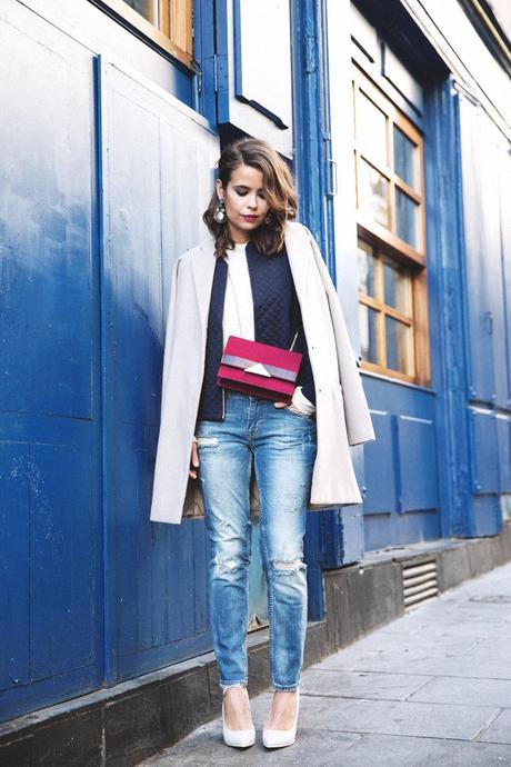 Monday Mood Ripped_Jeans-Oversize_Coat-Bomber_Jacket-Tita_Madrid-Girissima-Outfit_Street_Style-25