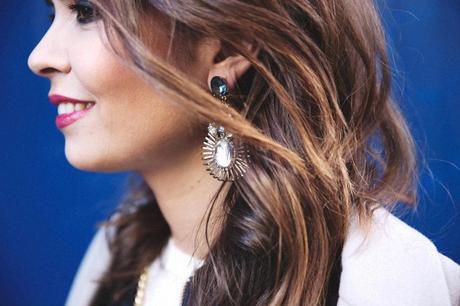 Monday Mood Ripped_Jeans-Oversize_Coat-Bomber_Jacket-Tita_Madrid-Girissima-Outfit_Street_Style-51