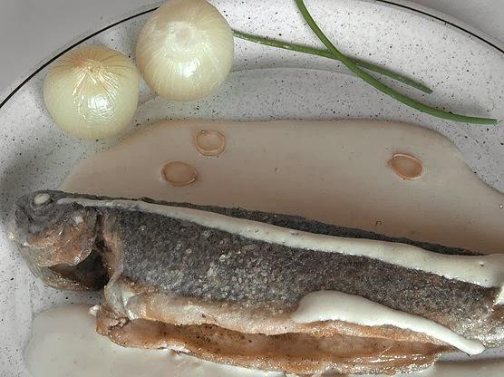 Trucha en salsa de almendras...