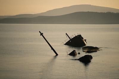¿Quien maneja la barca sanitaria? Detrás de las decisiones