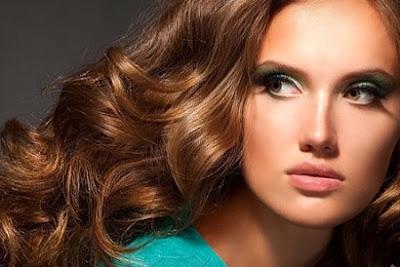 CAMBIO DE LOOK: TEÑIRSE COMO EN LA PELUQUERÍA