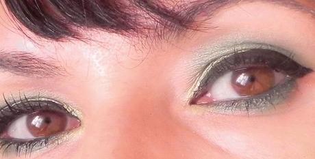 Color de Navidad: Verde abeto (look)