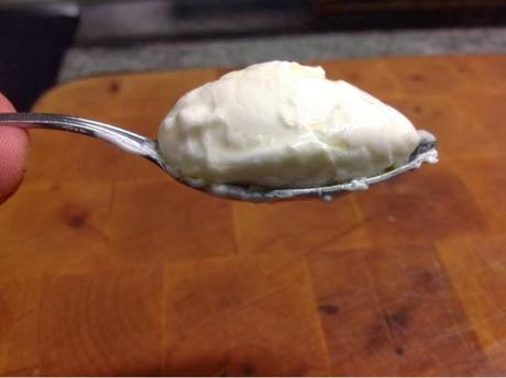 Labneh en Aceite de Oliva Virgen Extra con tomates secos.