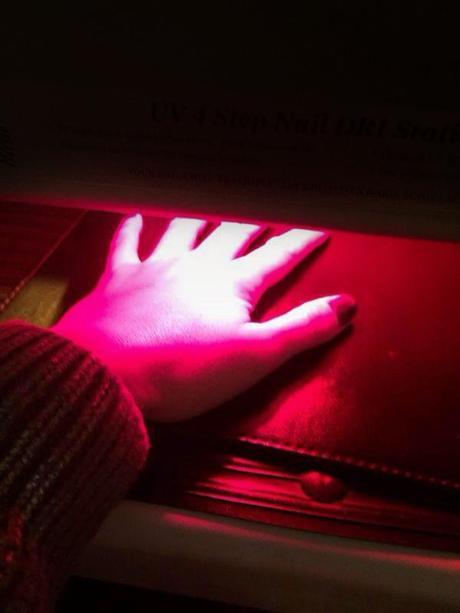 Is hot in here hand_red