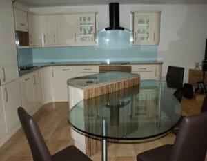 Glass Splashbacks: la decoración perfecta para tu cocina