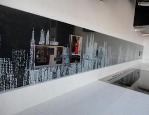 Glass Splashbacks: la decoración perfecta para tu cocina