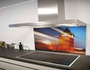 Glass Splashbacks: la decoración perfecta para tu cocina