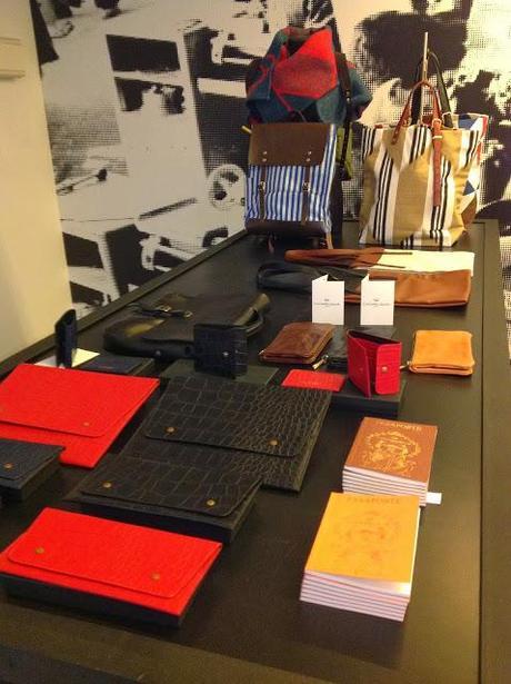 CUCARELIQUIA estrena estudio taller.