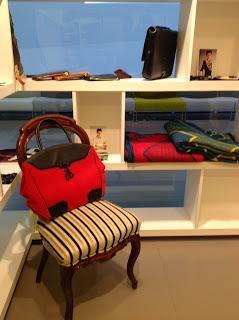 CUCARELIQUIA estrena estudio taller.