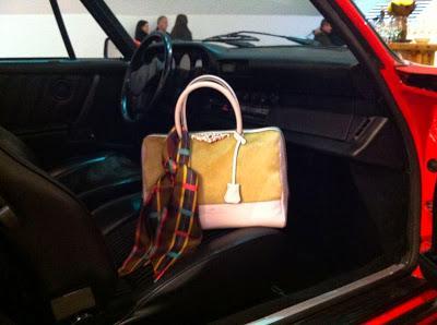 CUCARELIQUIA estrena estudio taller.