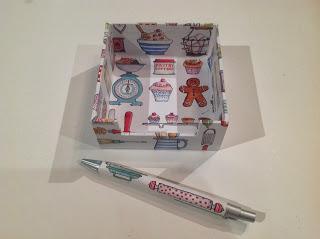 Porta taco y bolígrafo a juego para cocina