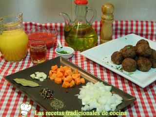 Receta simple de albóndigas en salsa