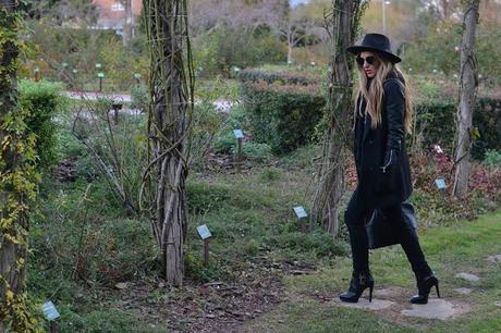 LADDER DETAIL LADDER DETAIL