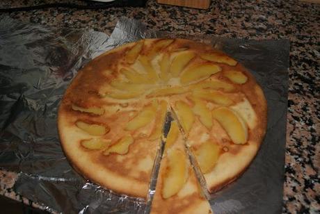 http://cocina.facilisimo.com/blogs/recetas-postres/tarta-de-manzana-facil_664125.html