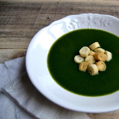 CREMA DE ESPINACAS Y PARMESANO