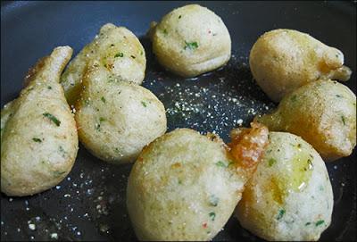 Buñuelos de bacalao a la mermelada
