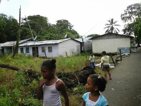 El pueblo de Tortuguero y sus habitantes