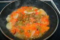 Rodaballo con Refrito de Tomate, Alcaparras y Limon (Al estilo Berasategi) Rodaballo con Refrito de Tomate, Alcaparras y Limon (Al estilo Berasategi)