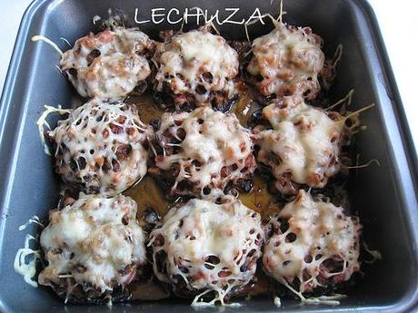 CHAMPIÑONES RELLENOS (8)