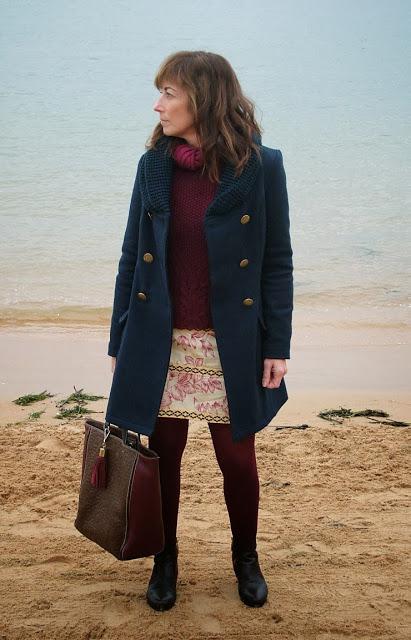 MIS LOOKS - AZUL MARINO Y GRANATE