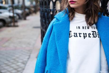 CARPE DIEM Blue_Coat-Carpe_Diem_Sweatshirt-Black_Booties-Street_Style-Collage_Vintage-Outfit-17