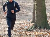 deportista exigente cuida recuperación tras ejercicio Powerade ION4