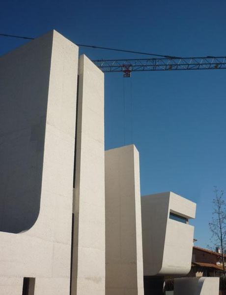 ÚLTIMAS IMÁGENES DE OBRA DE LA VIVIENDA UNIFAMILIAR DISEÑADA POR A-CERO EN EL N.E. DE MADRID