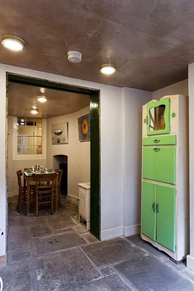 Una preciosa casa georgiana con el ladrillo visto como auténtico protagonista