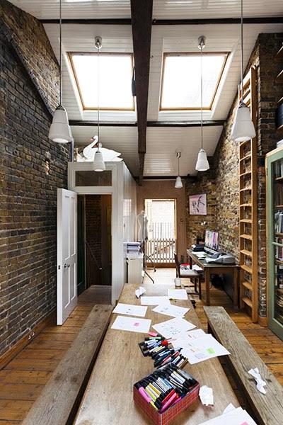 Una preciosa casa georgiana con el ladrillo visto como auténtico protagonista